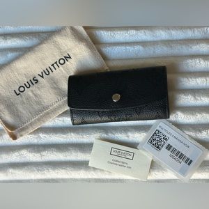 Louis Vuitton 4 ring key holder
